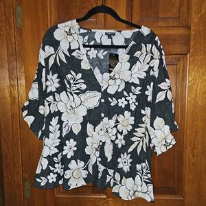 Torrid Floral V-Neck Blouse